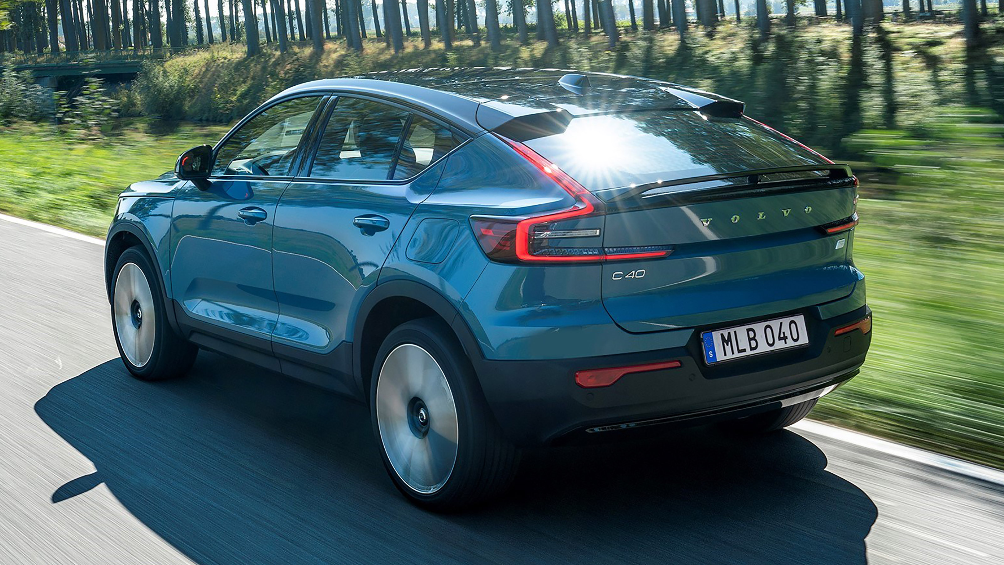 Volvo C40 Recharge - rear