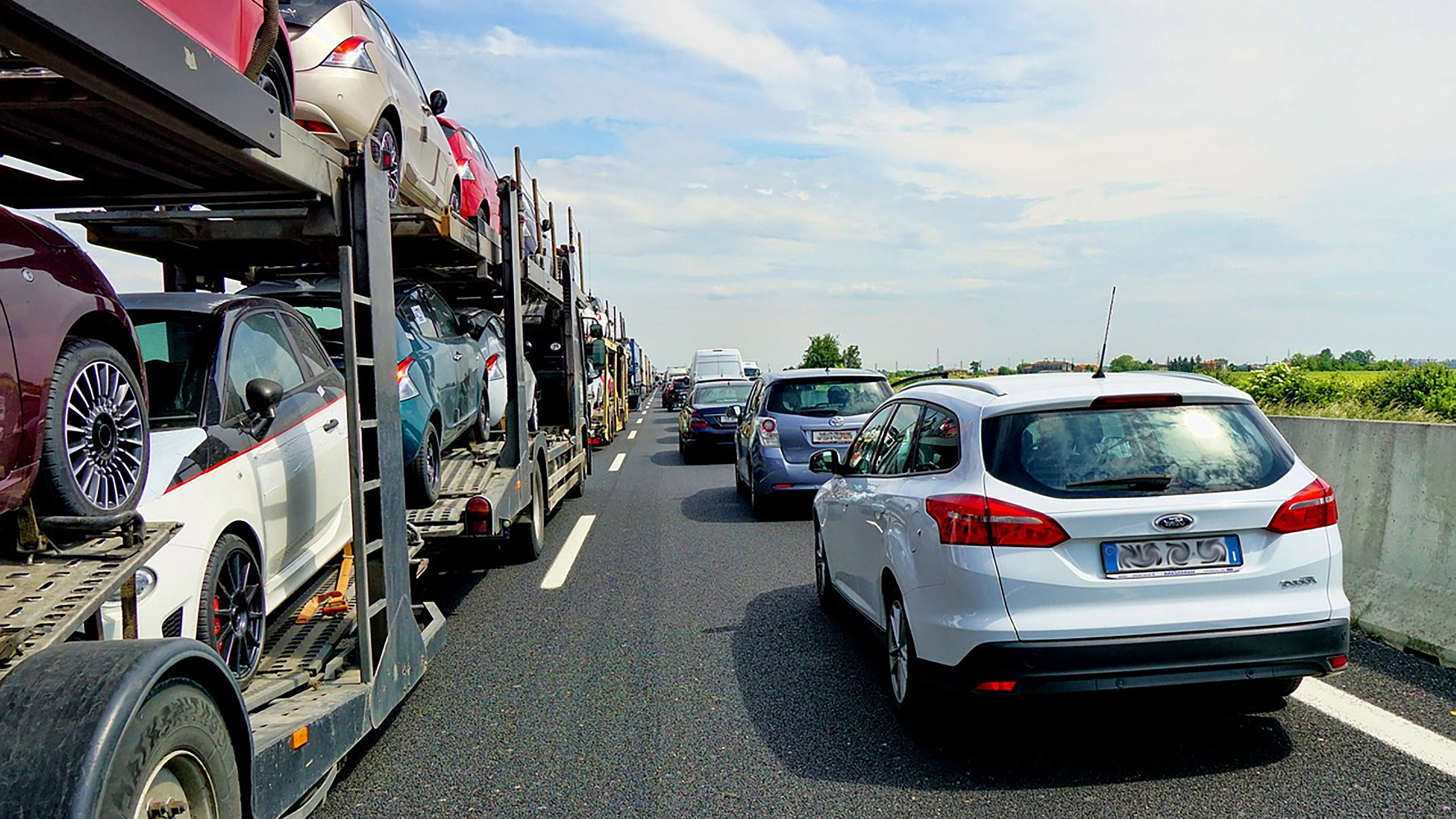 cars queue 