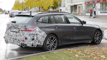 BMW 3 Series Touring - spyshot 5