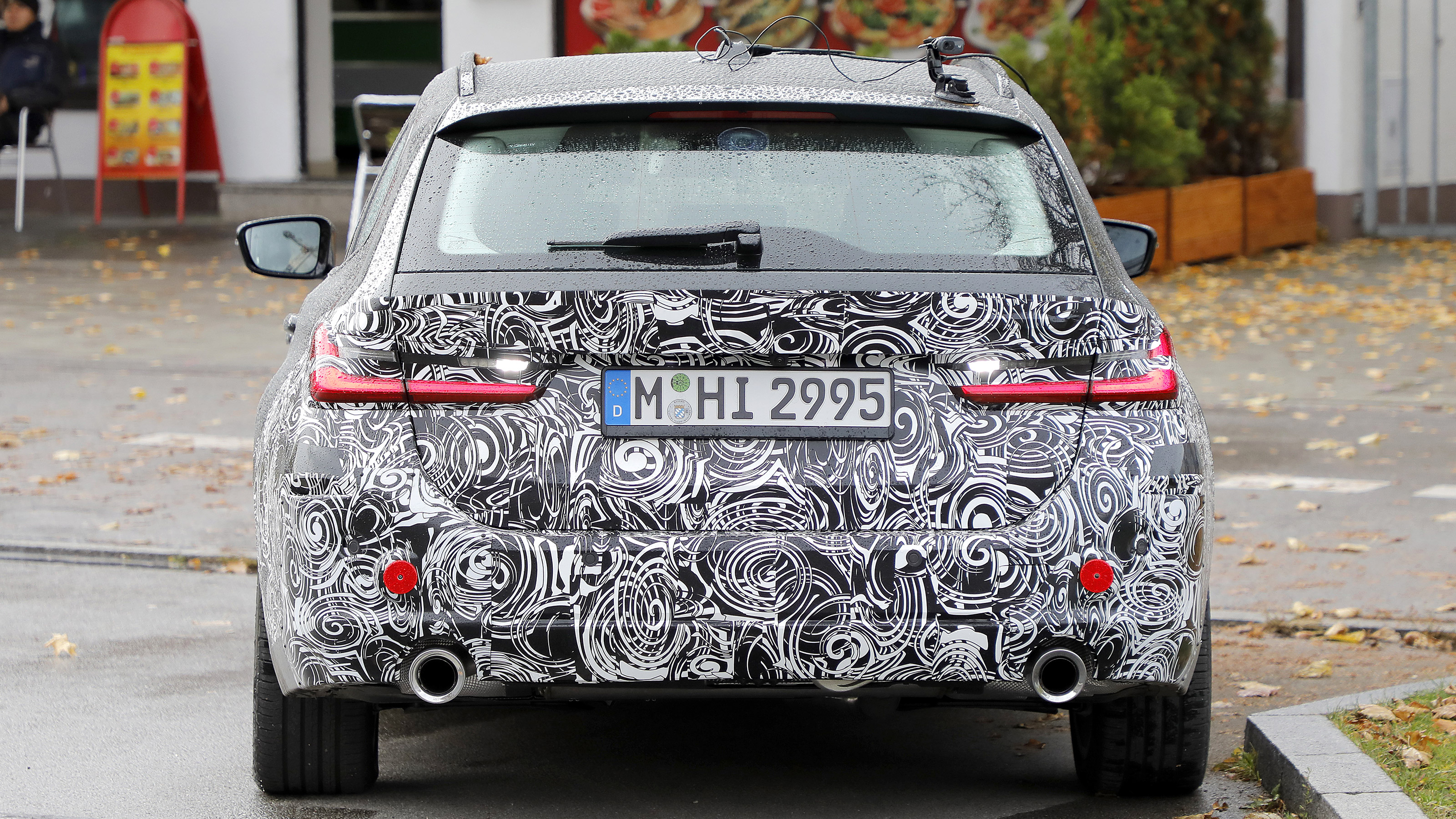 BMW 3 Series Touring - spyshot 8