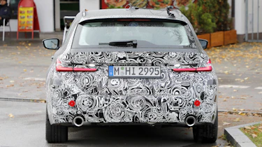 BMW 3 Series Touring - spyshot 8