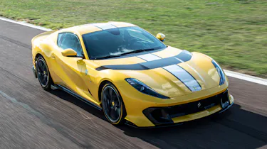 Ferrari 812 Competizione - front