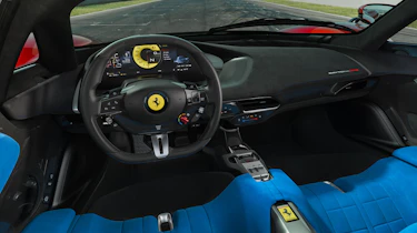 Ferrari Daytona SP3 - dash