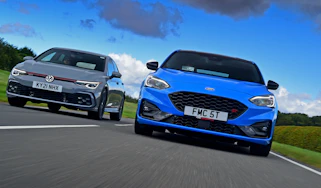 Ford Focus ST vs Volkswagen Golf GTI
