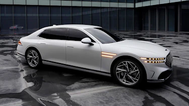 Genesis G90 - front