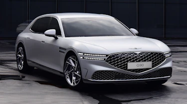 Genesis G90 - front static