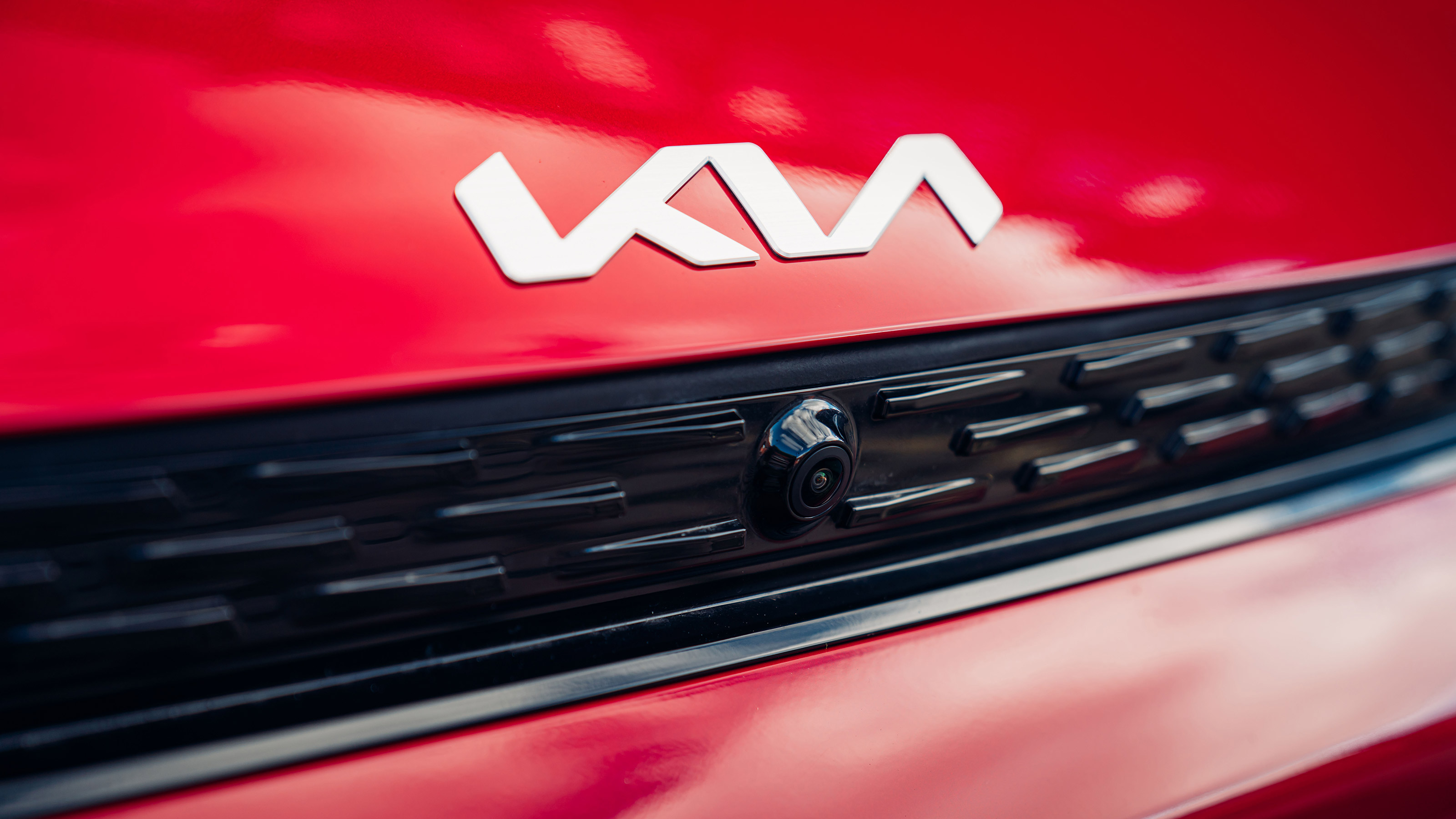 Kia EV6 AWD - Kia badge