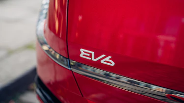 Kia EV6 AWD - rear badge