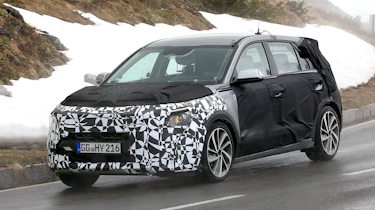 Kia Niro - spyshot 1
