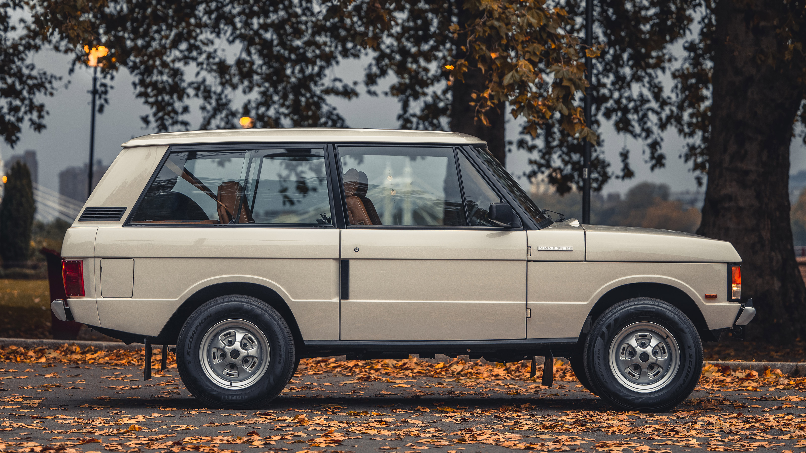 Kingsley ULEZ Range Rover Classic - side