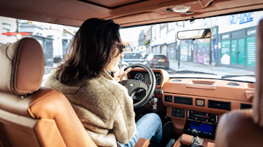 Kingsley ULEZ Range Rover Classic - driving