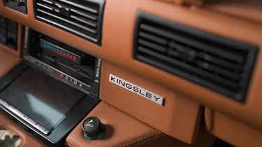 Kingsley ULEZ Range Rover Classic - interior
