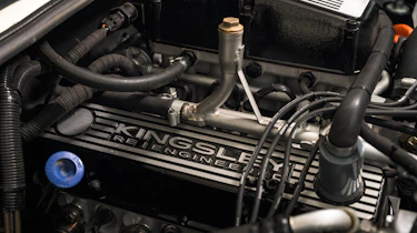 Kingsley ULEZ Range Rover Classic - engine