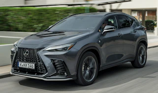 Lexus NX 450h+ - front