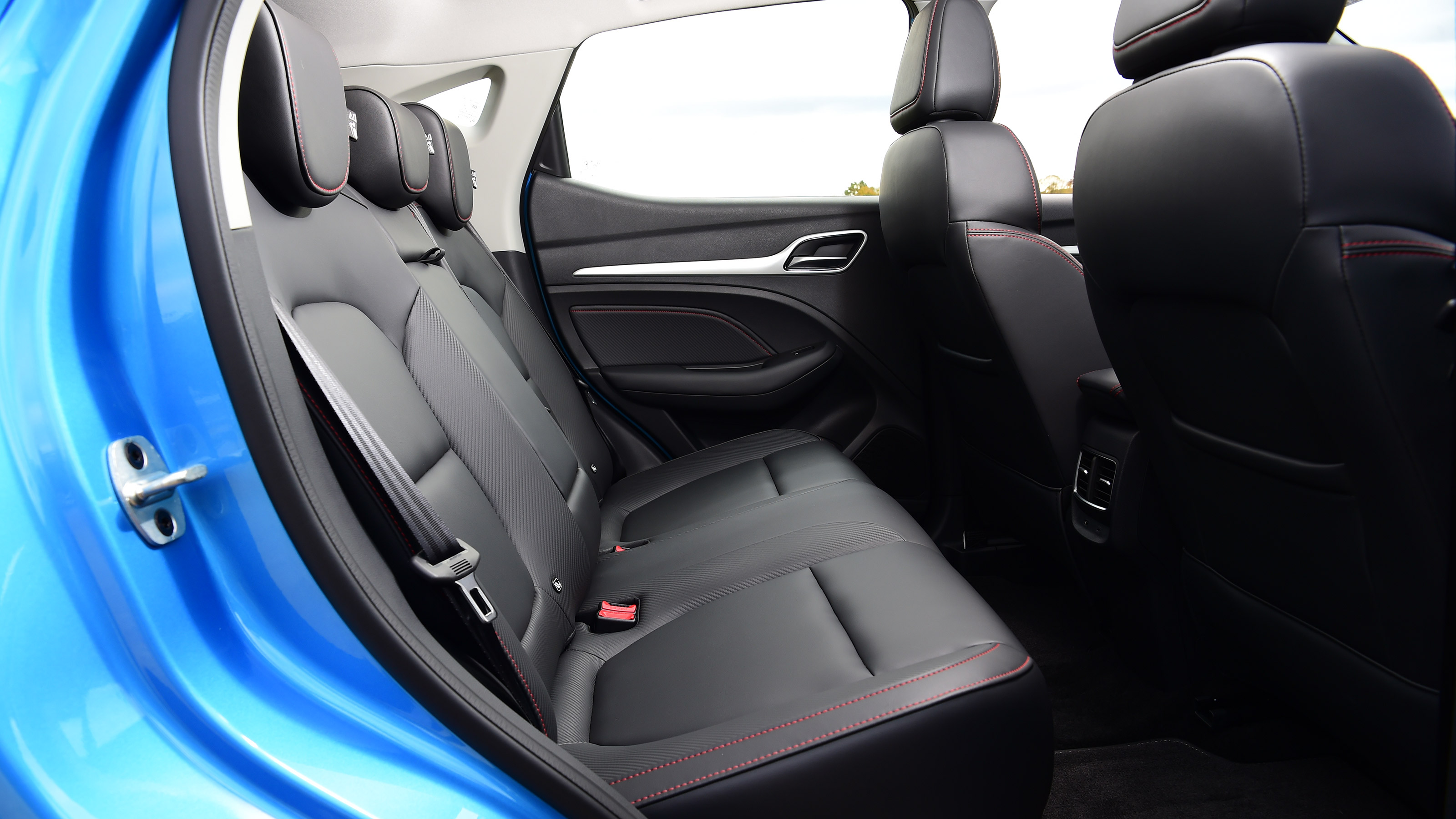 MG ZS EV - rear seats
