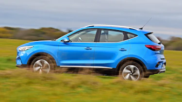 MG ZS EV - side