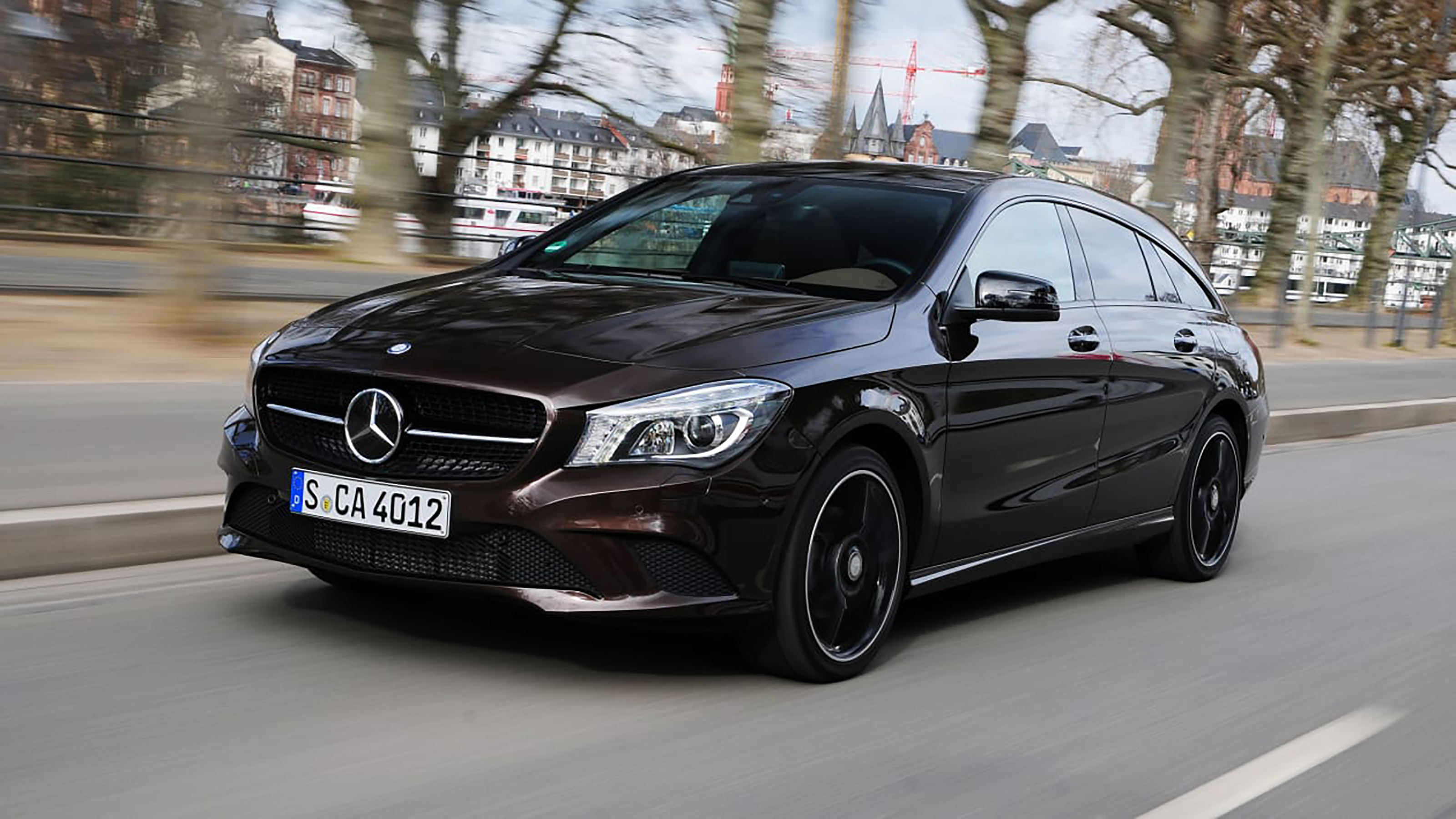 Mercedes CLA Shooting Brake - front
