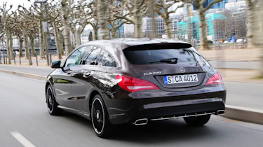 Mercedes CLA Shooting Brake - rear tracking