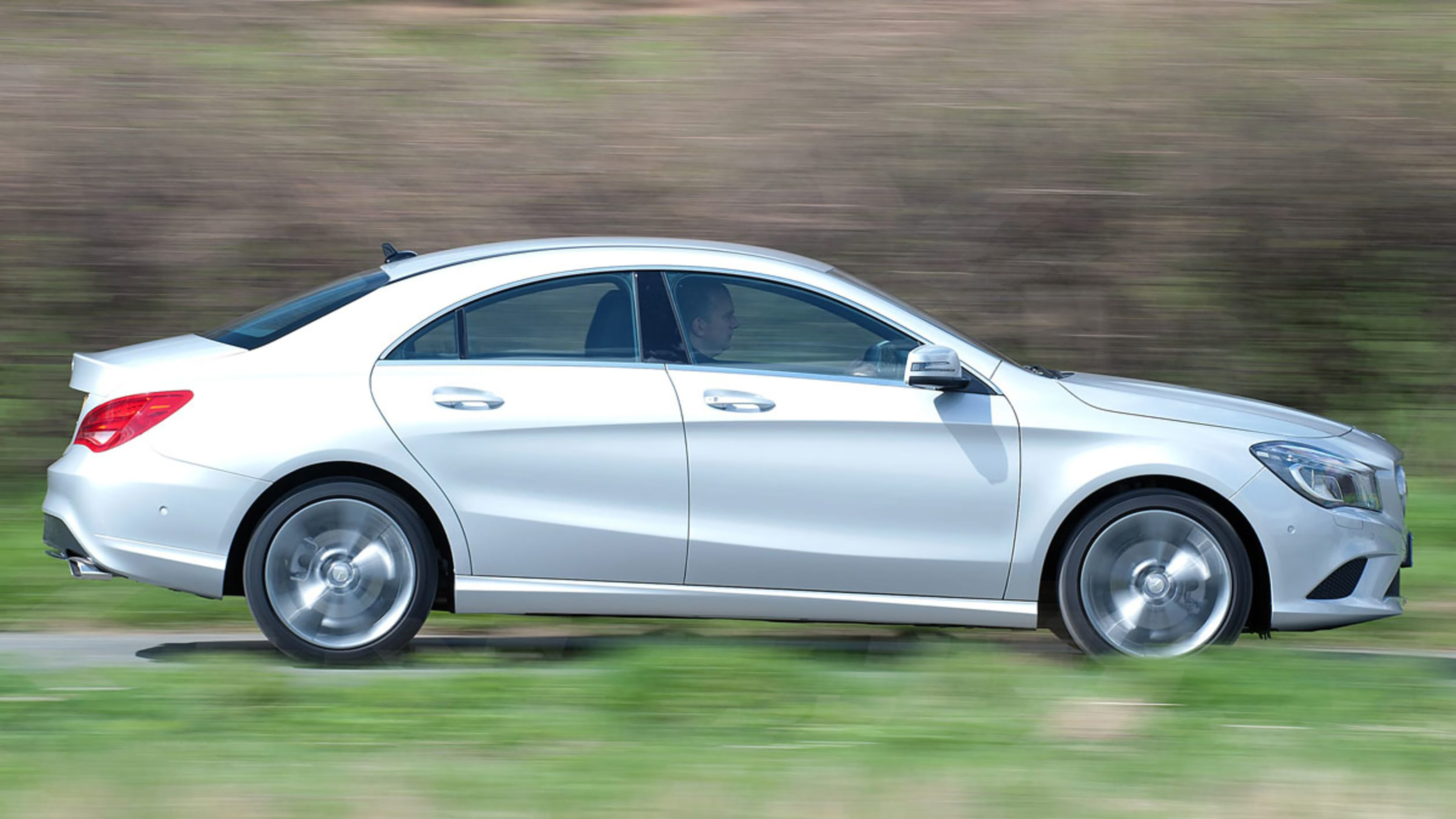 Mercedes CLA Mk1 - profile