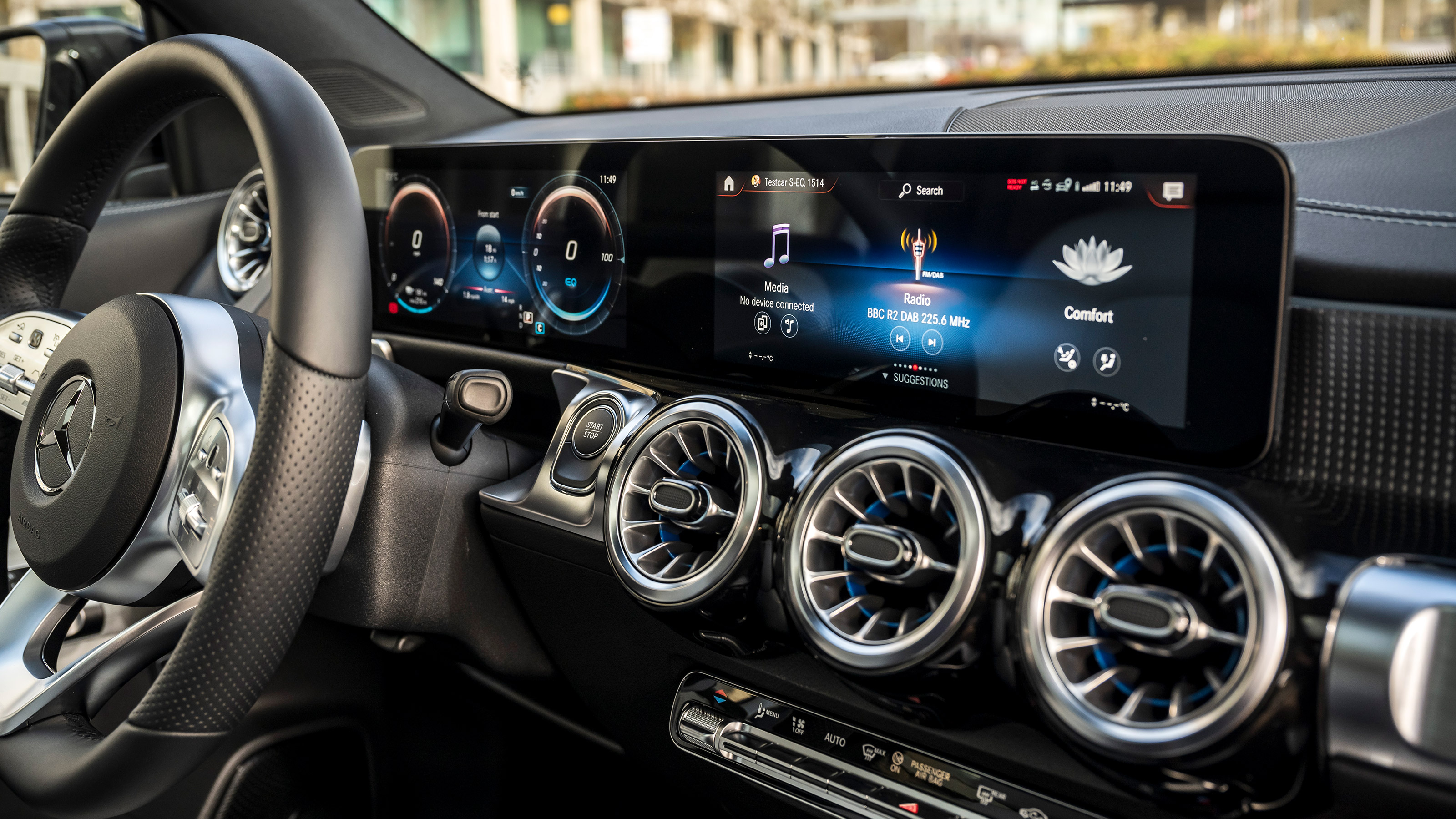 Mercedes EQB - infotainment