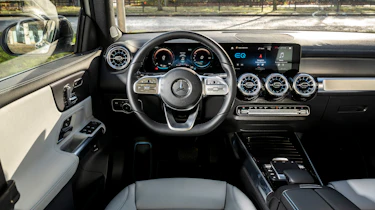 Mercedes EQB - dash