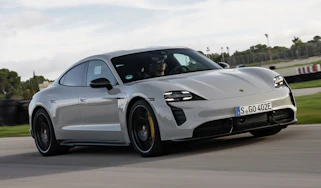 Porsche Taycan GTS - front
