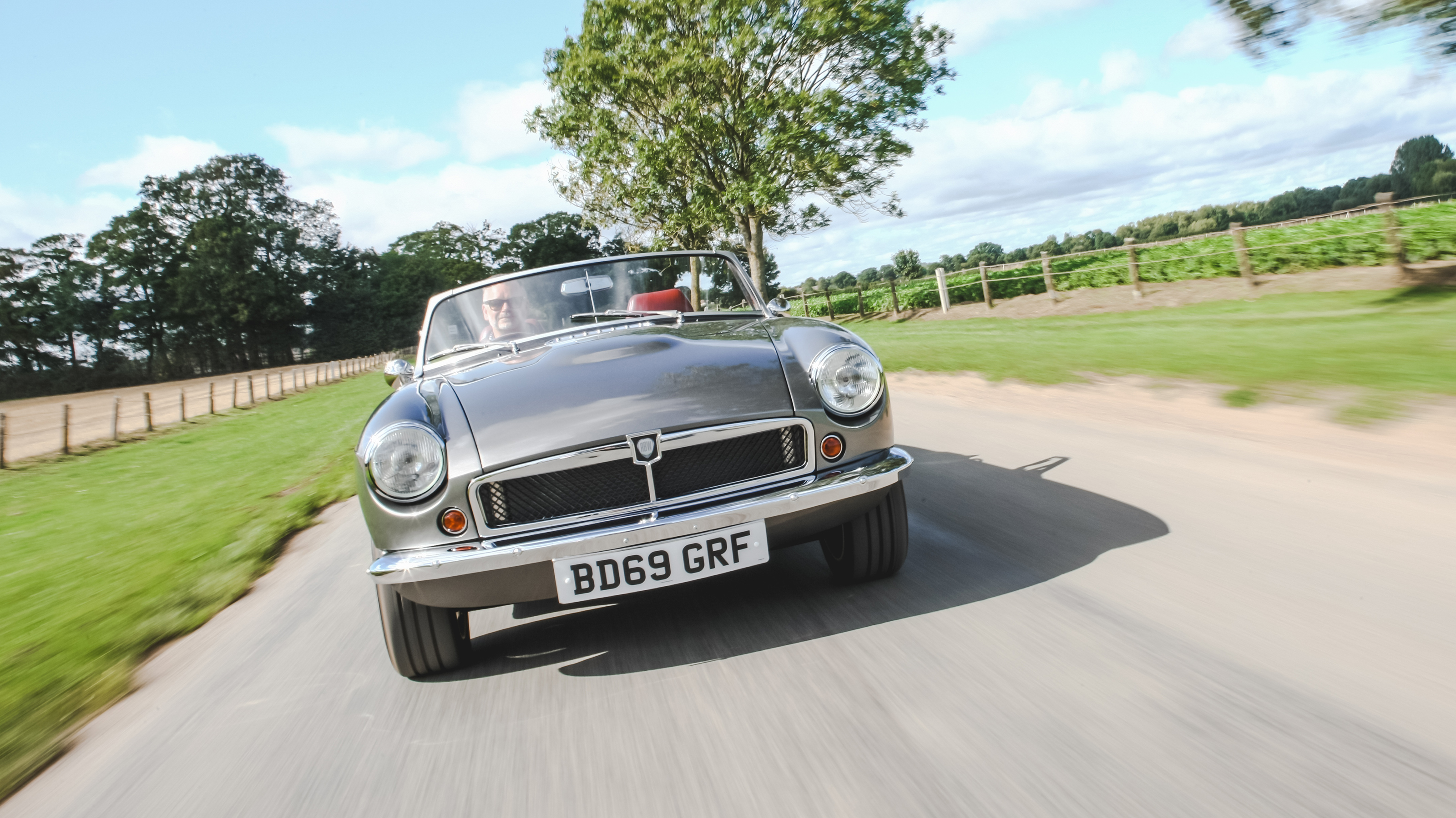 RBW Roadster driving