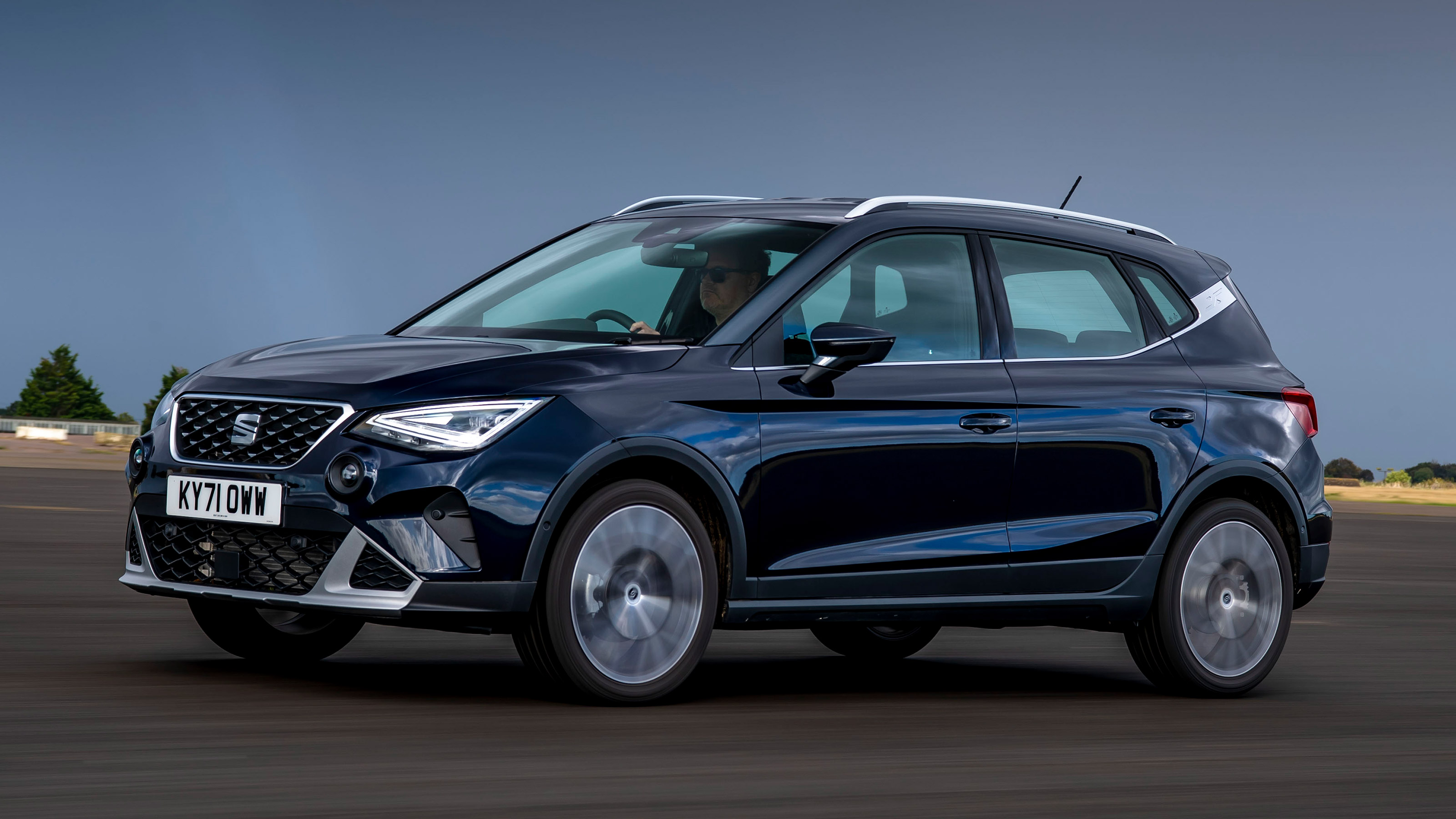 SEAT Arona - front
