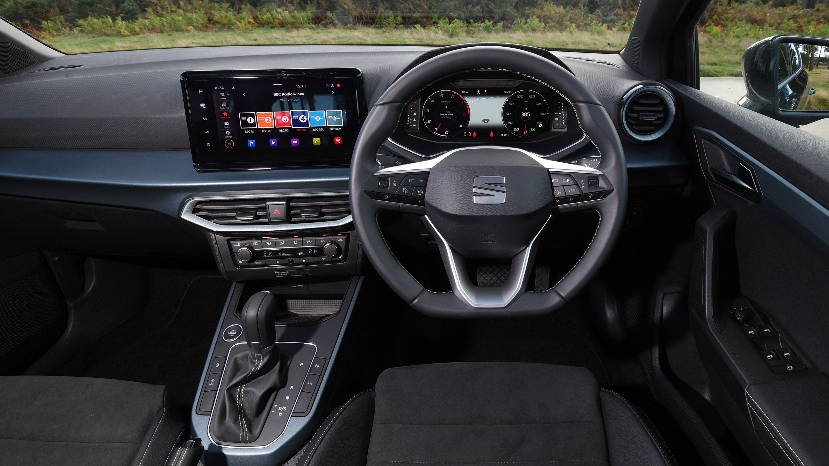 SEAT Arona - dash