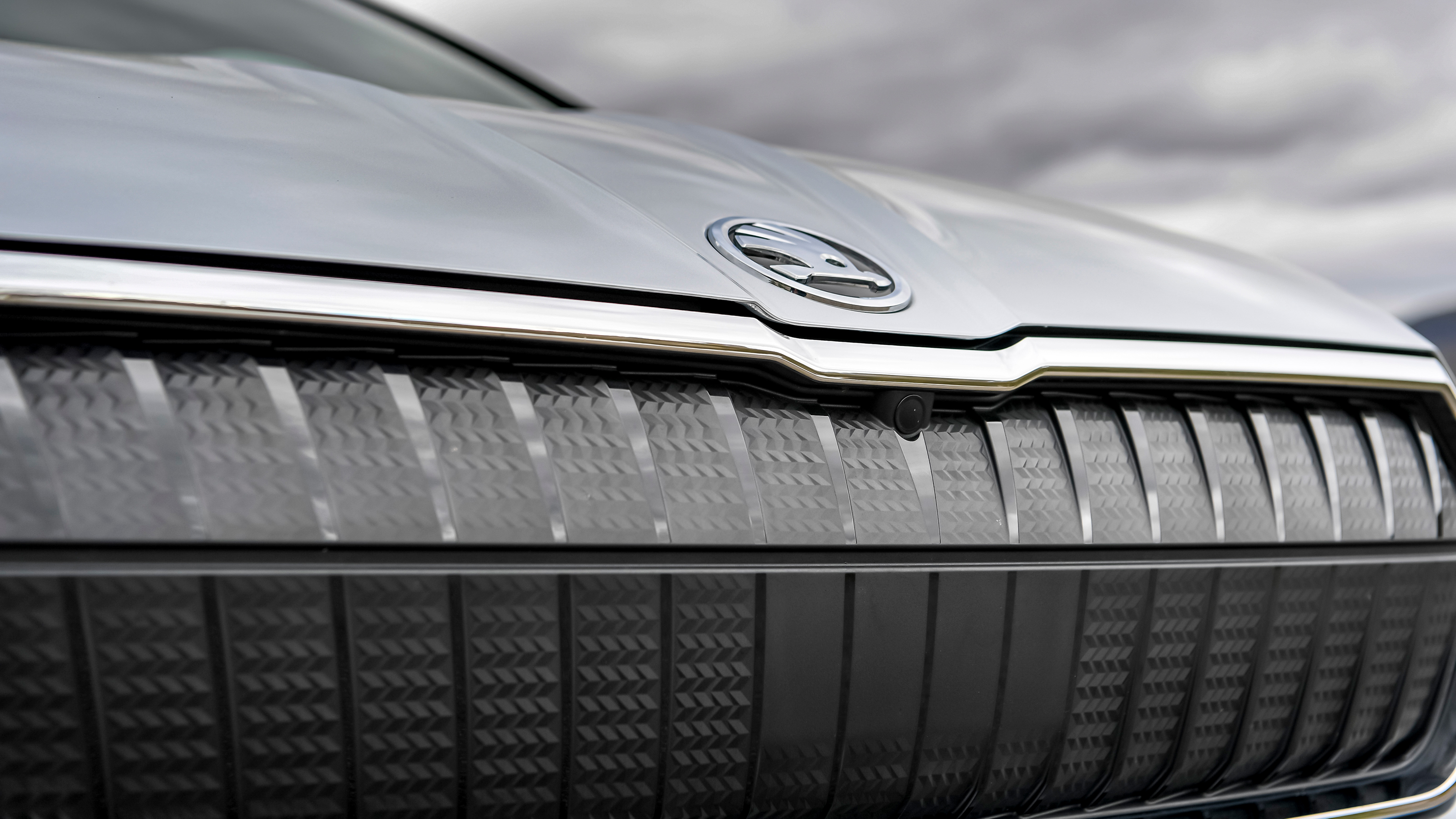 Skoda Enyaq iV - grille