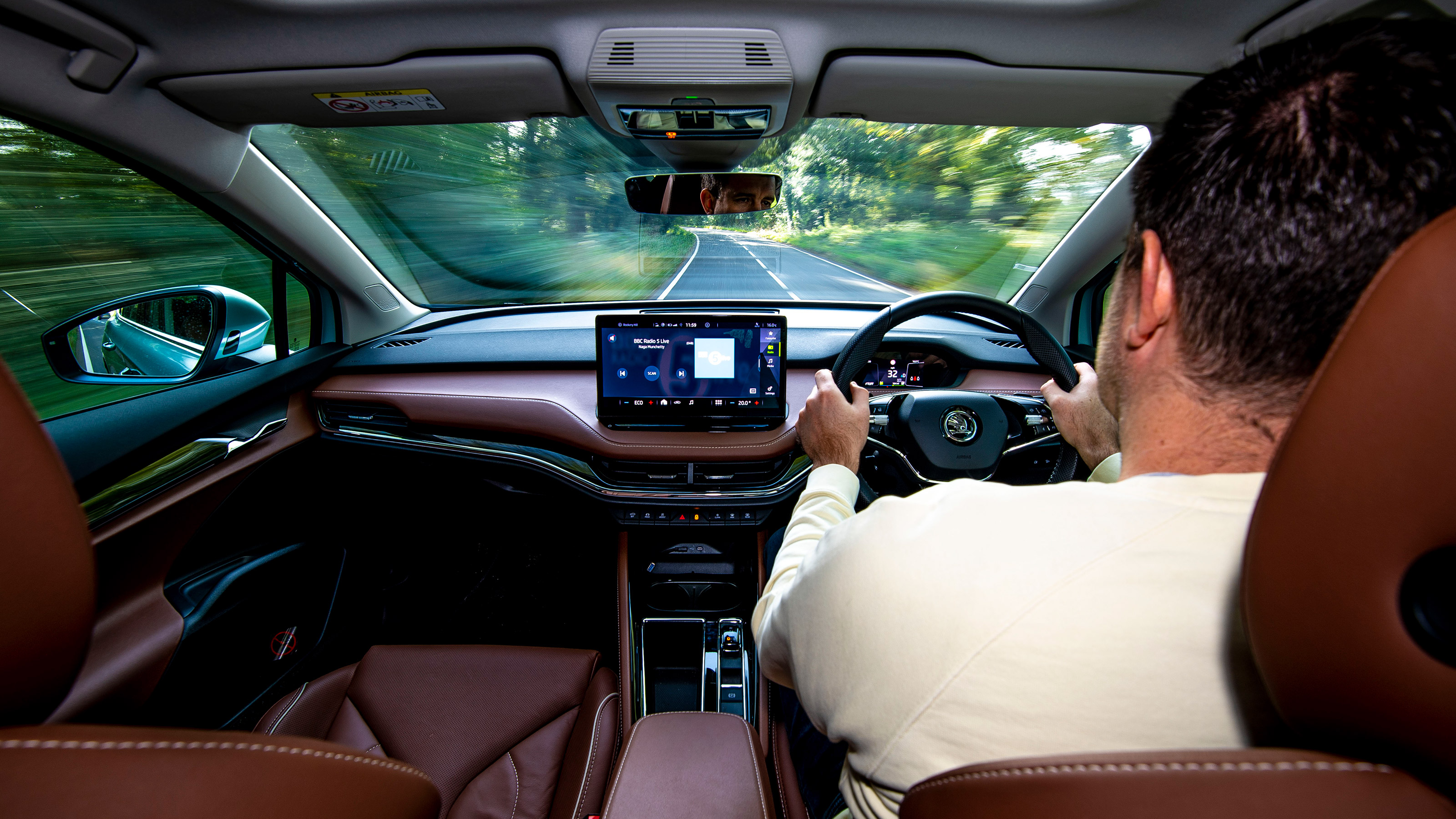 Skoda Enyaq iV 80 long termer - driving