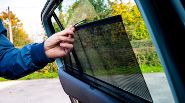 Skoda Enyaq iV 80 long termer - sunshade