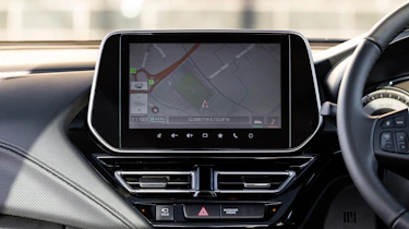 Suzuki S-Cross - sat-nav