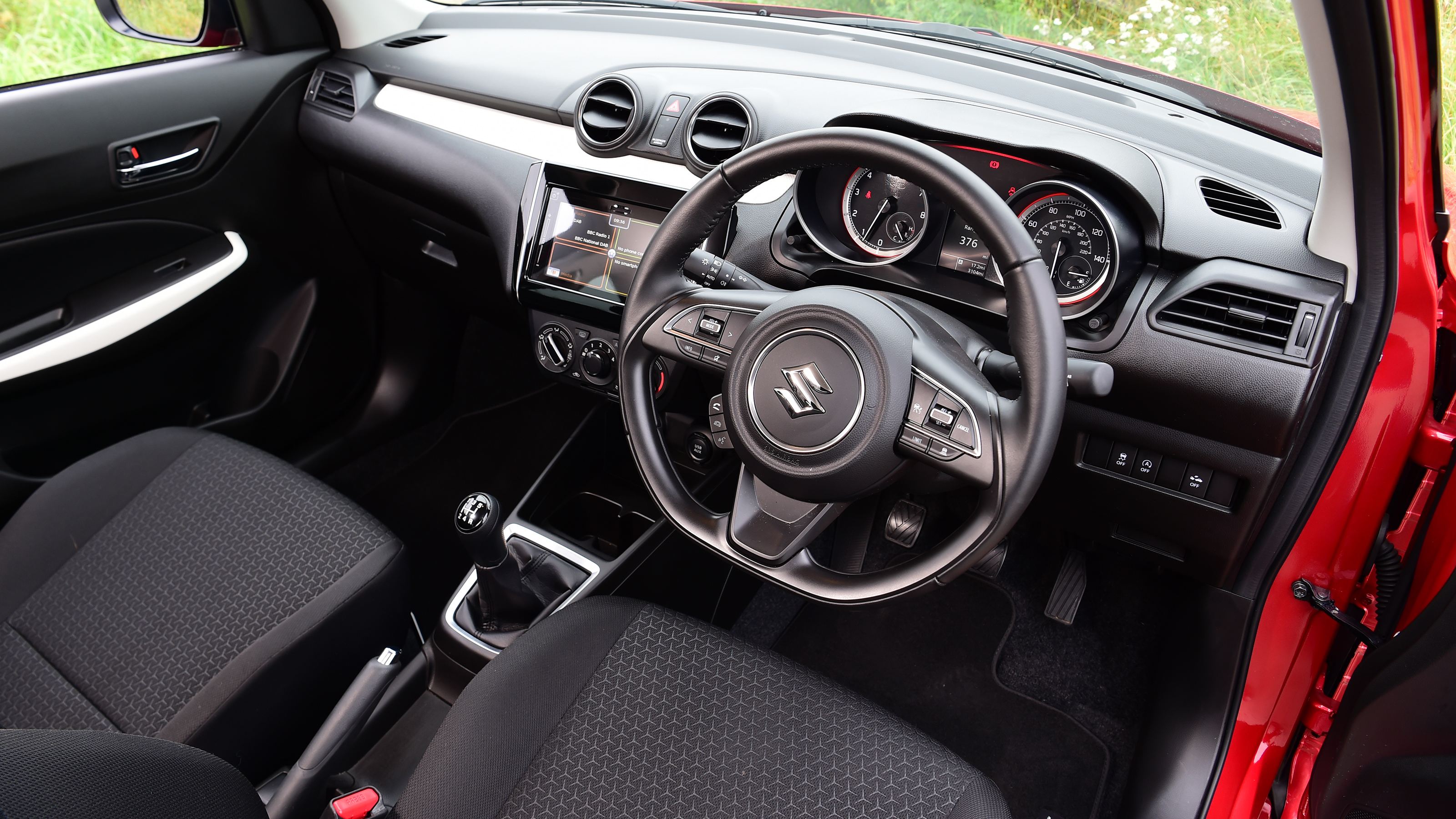 Suzuki Swift - interior