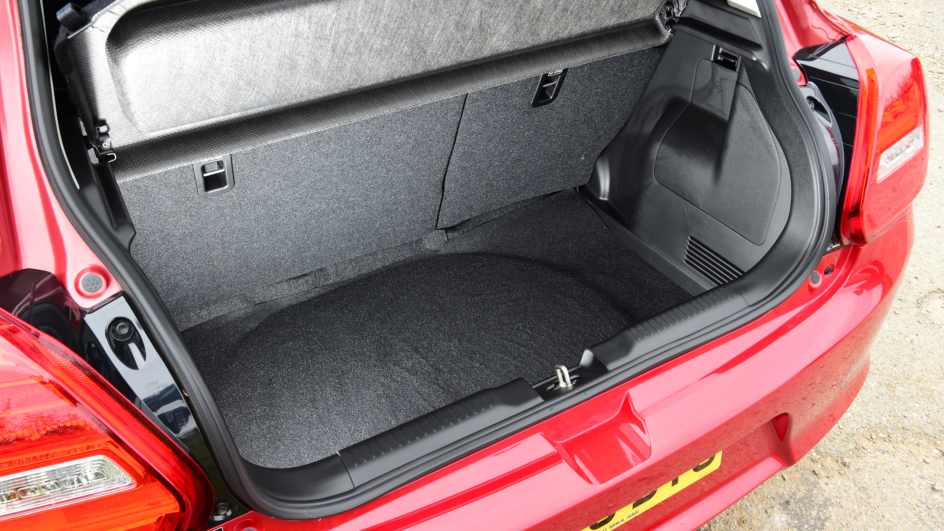 Suzuki Swift - boot