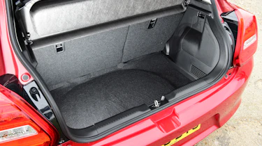 Suzuki Swift - boot