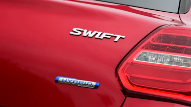 Suzuki Swift - badge
