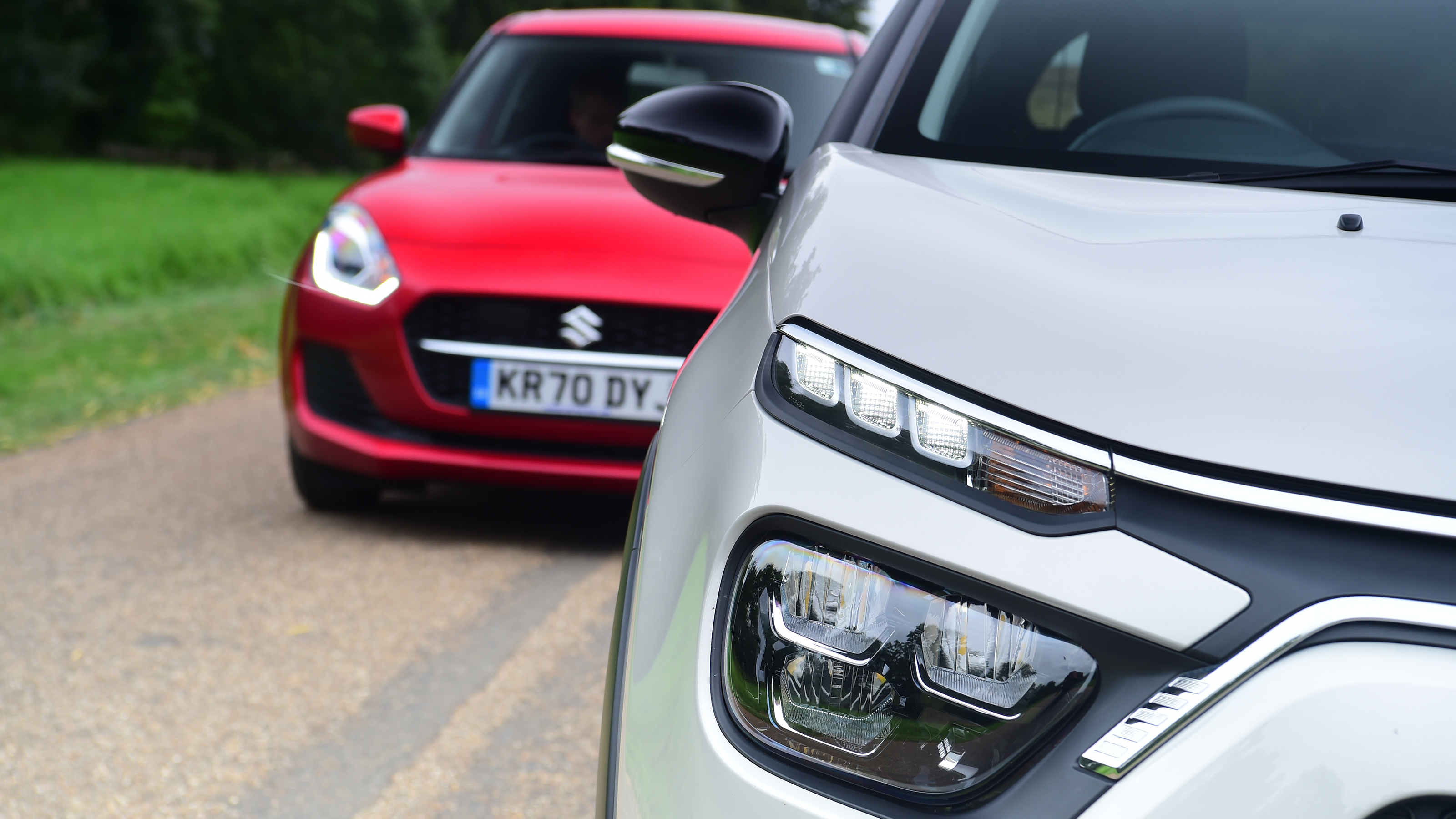 Citroen C3 vs Suzuki Swift - headlight