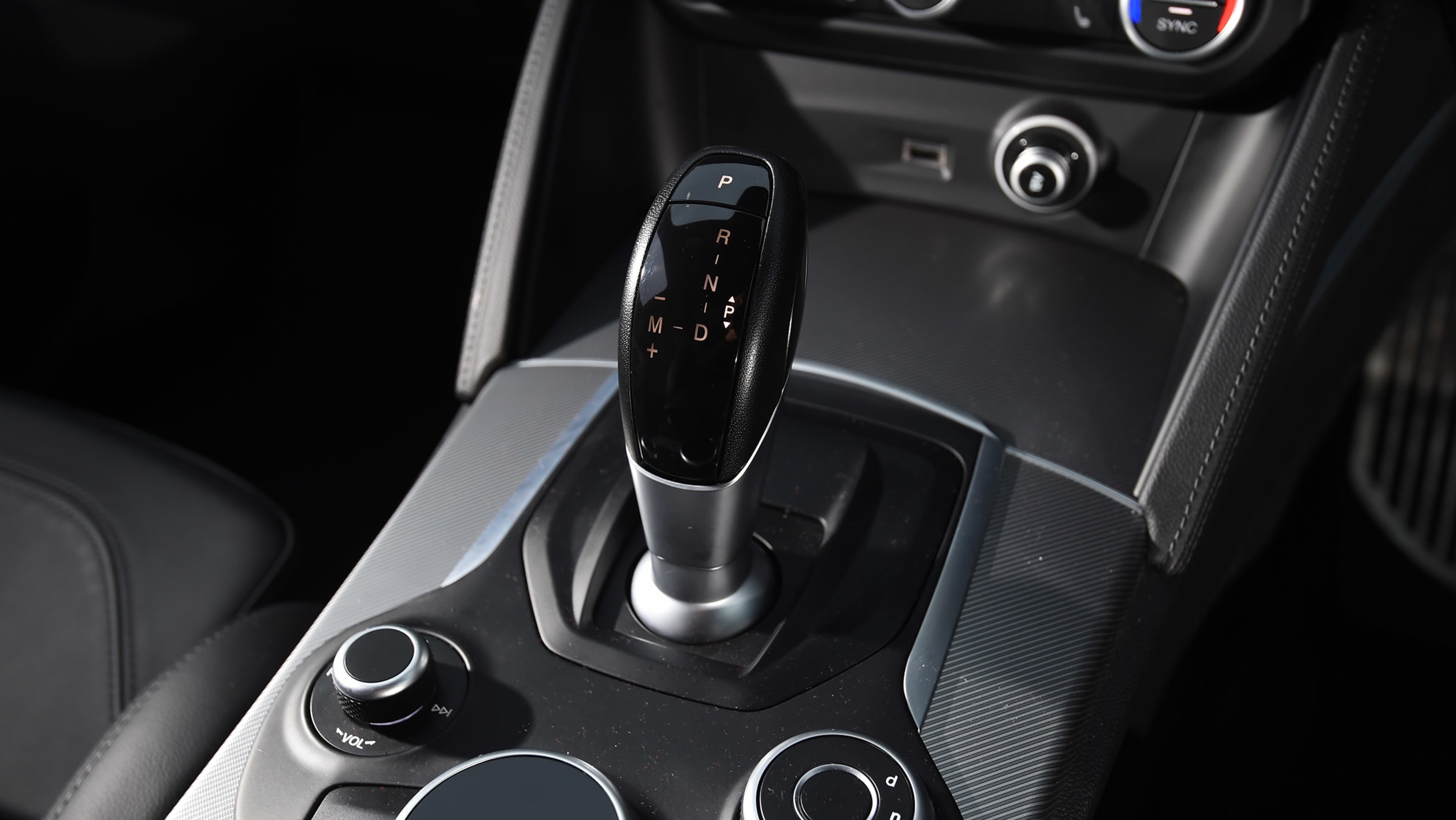Used Alfa Romeo Stelvio - transmission