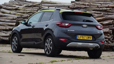 Used Kia Stonic Mk1 - rear