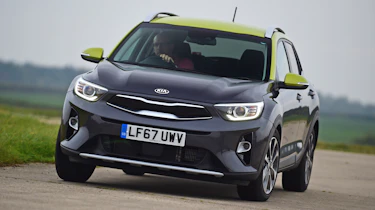 Used Kia Stonic Mk1 - front cornering