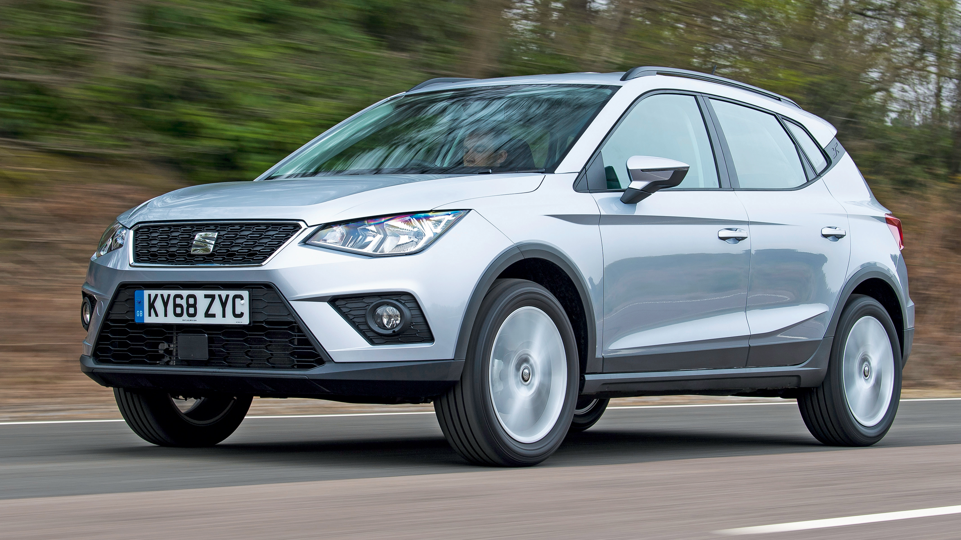 Used SEAT Arona -  side tracking