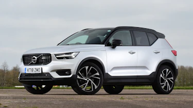 Used Volvo XC40 - front