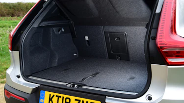 Used Volvo XC40 - boot