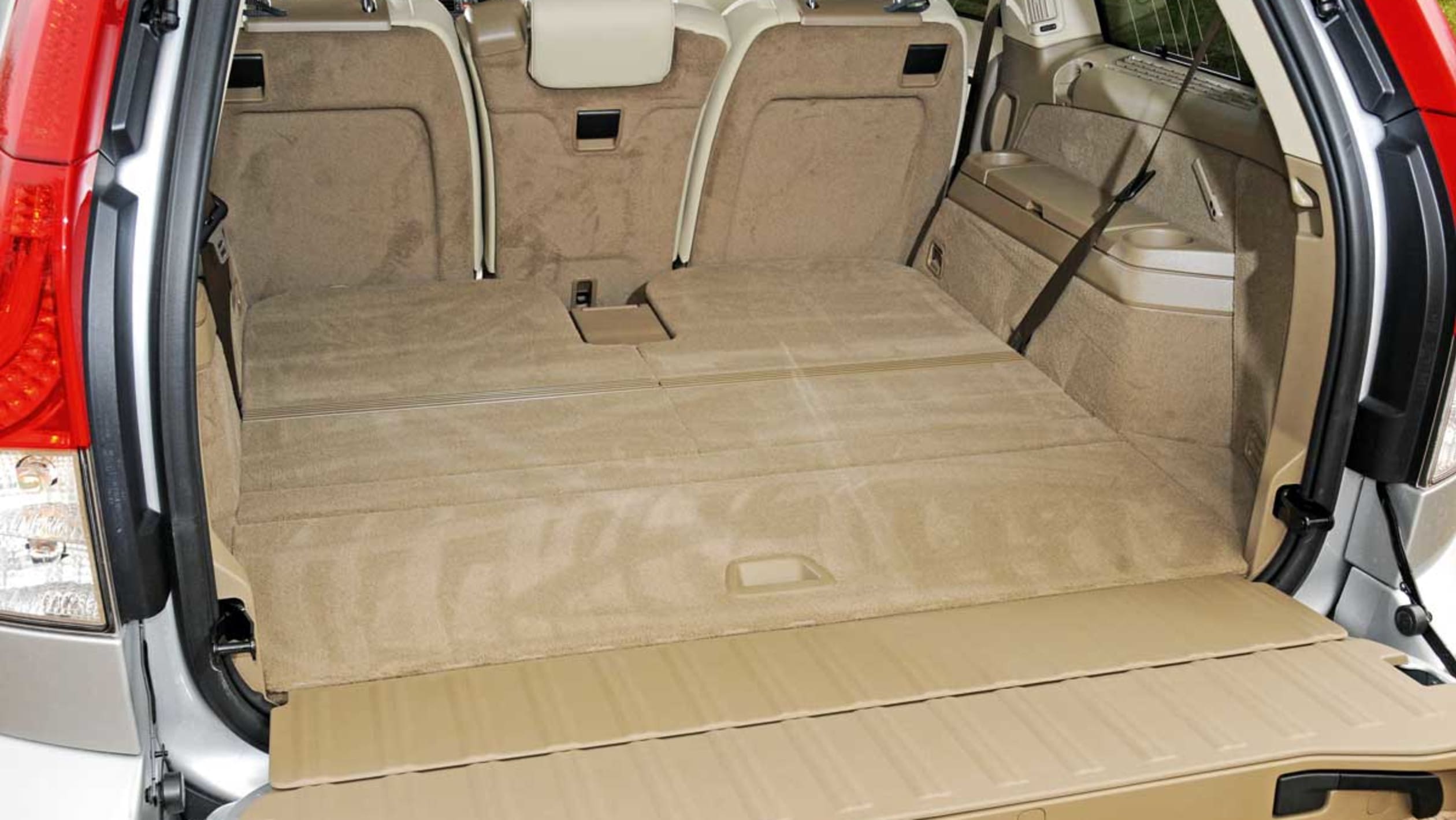 Used Volvo XC90 Mk1 - boot