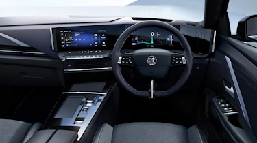 Vauxhall Astra Sports Tourer - dash