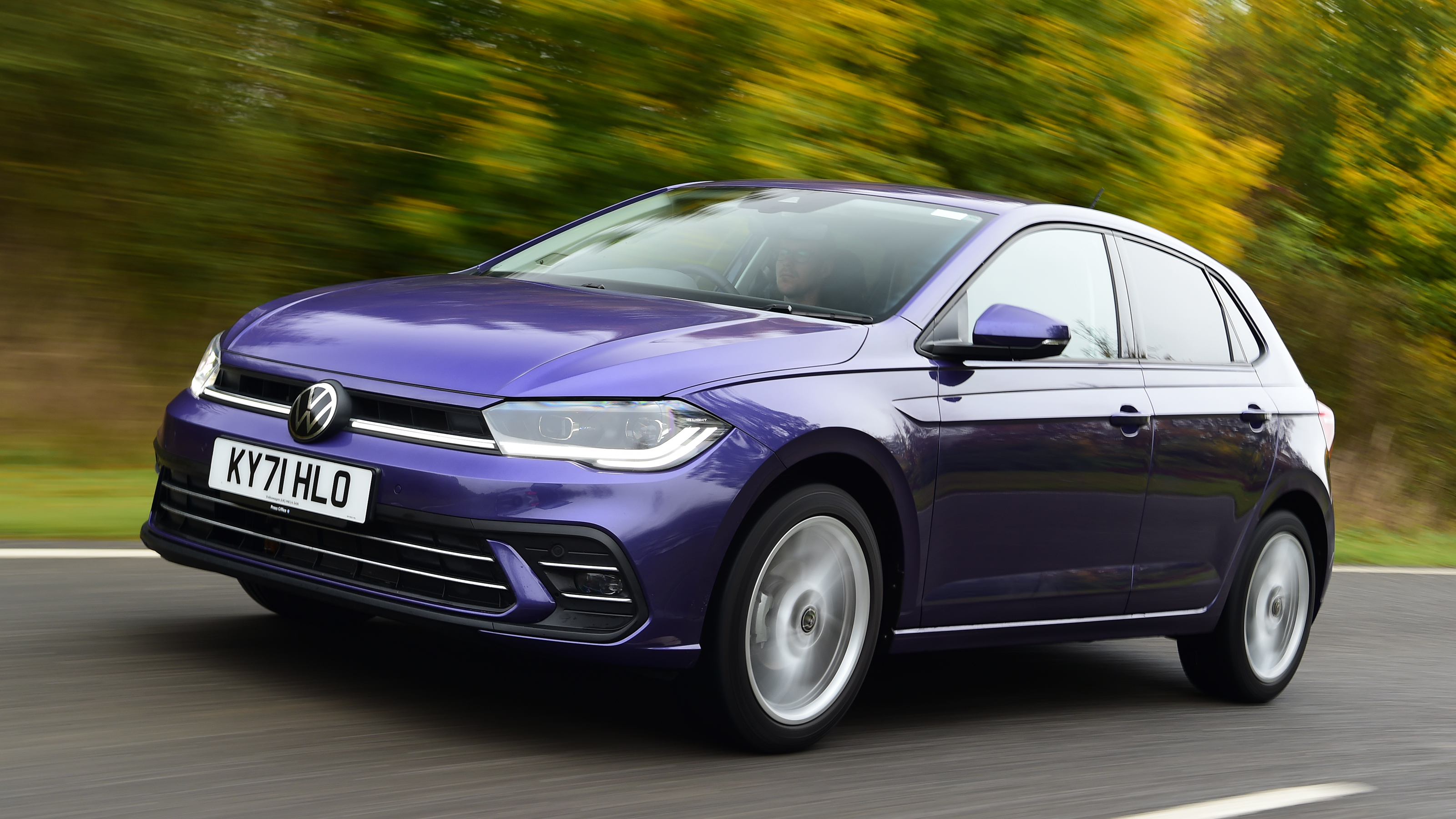 Volkswagen Polo - front