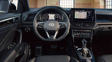 Volkswagen T-Roc facelift - dash