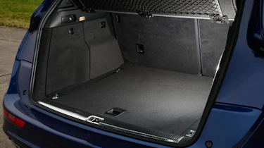 Used Mk1 Audi Q5 - boot