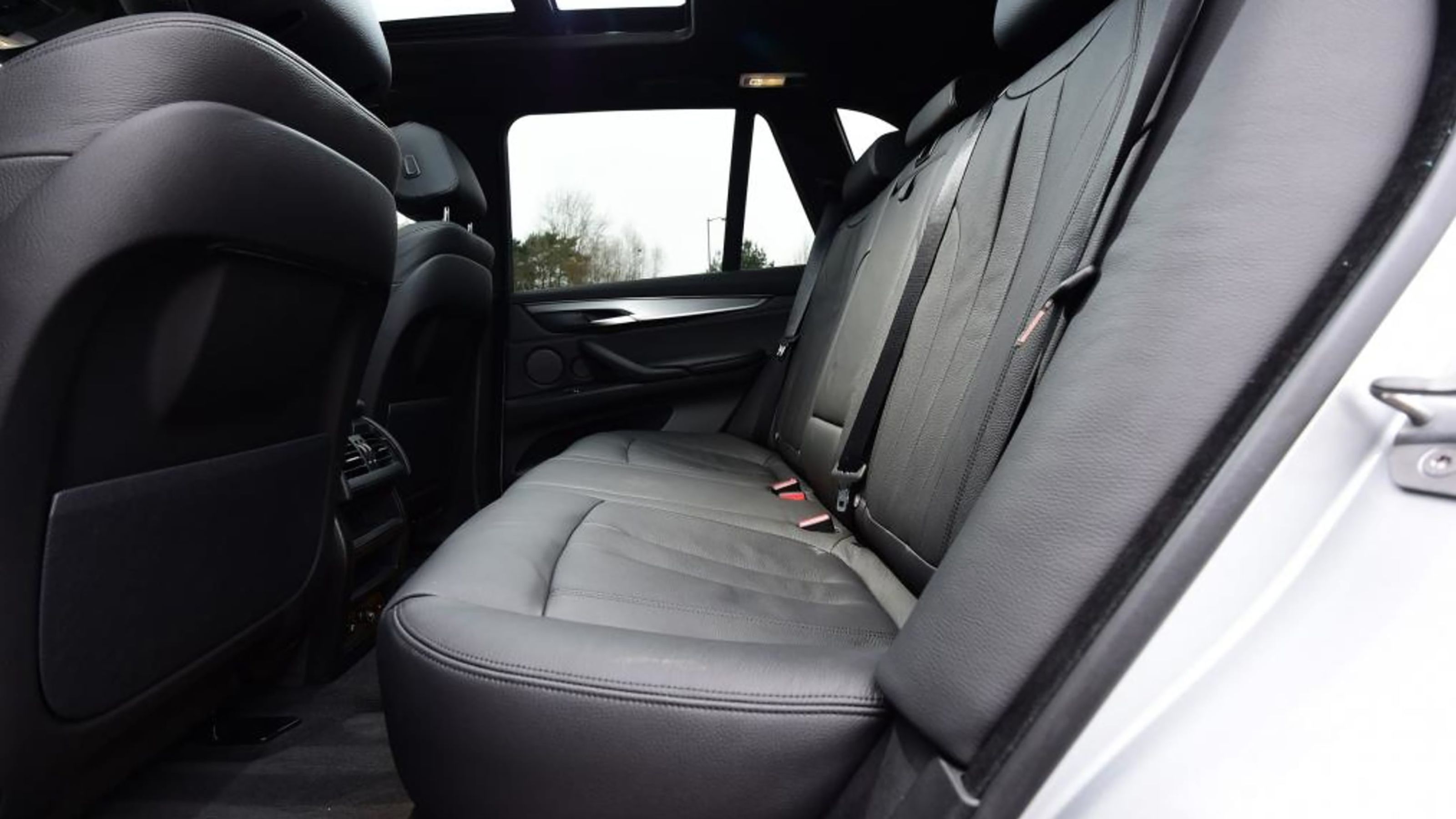 BMW X5 Mk3 - rear seats